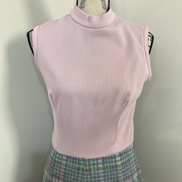 Women’s Pink Ribbed Sleeveless Top and Grey Pink Plaid Straight Cut Pantsuit - Picture 2 of 4